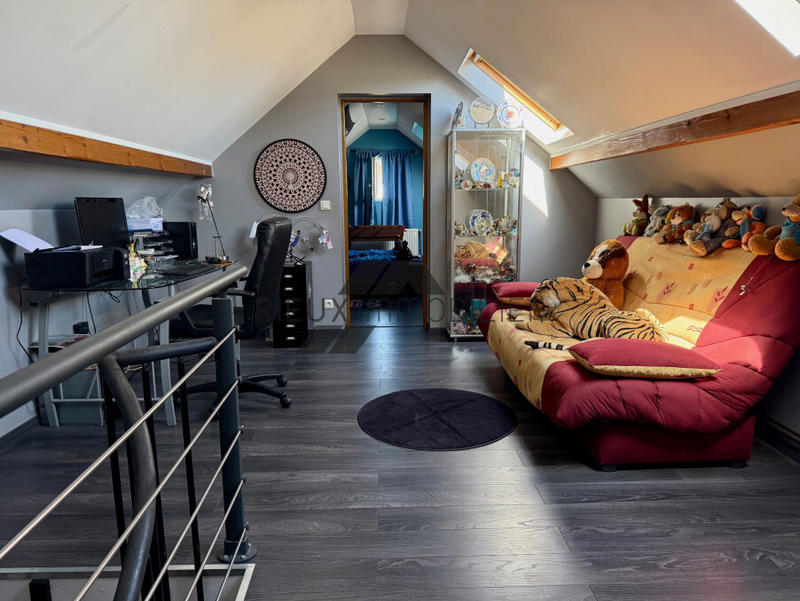 Propriété - 105 m² - 5 pièces