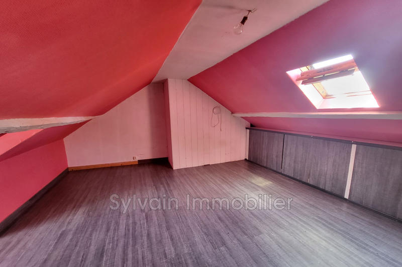 Maison - 65 m² - 6 pièces