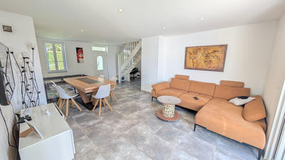 Maison - 130 m² - 6 pièces