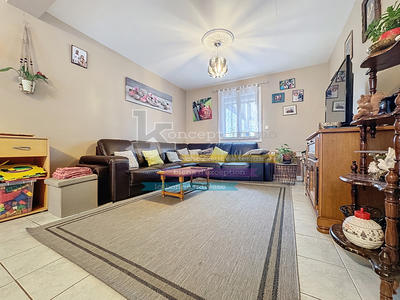 Maison - 128 m² - 7 pièces