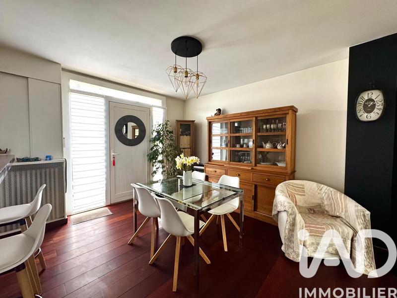 Maison - 88 m² - 4 pièces