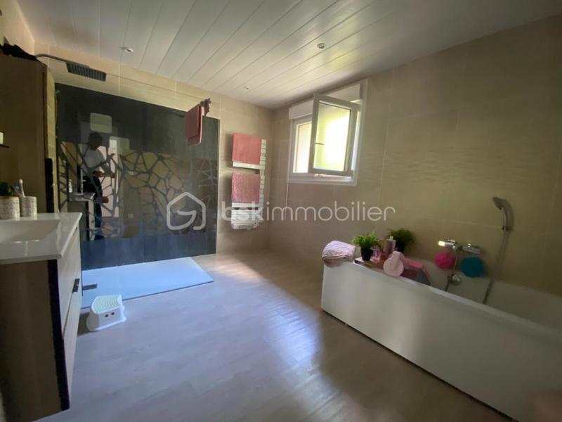 Maison - 163 m² - 6 pièces