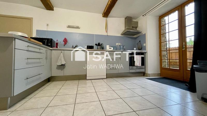 Maison - 140 m² - 5 pièces