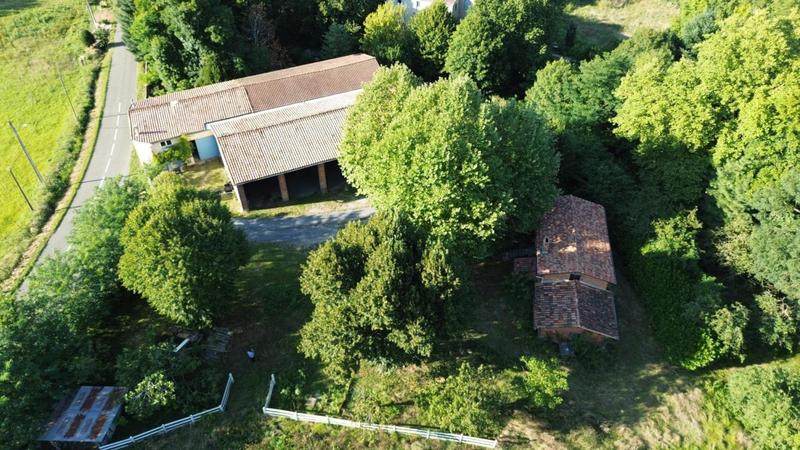 Maison - 253 m² - 11 pièces