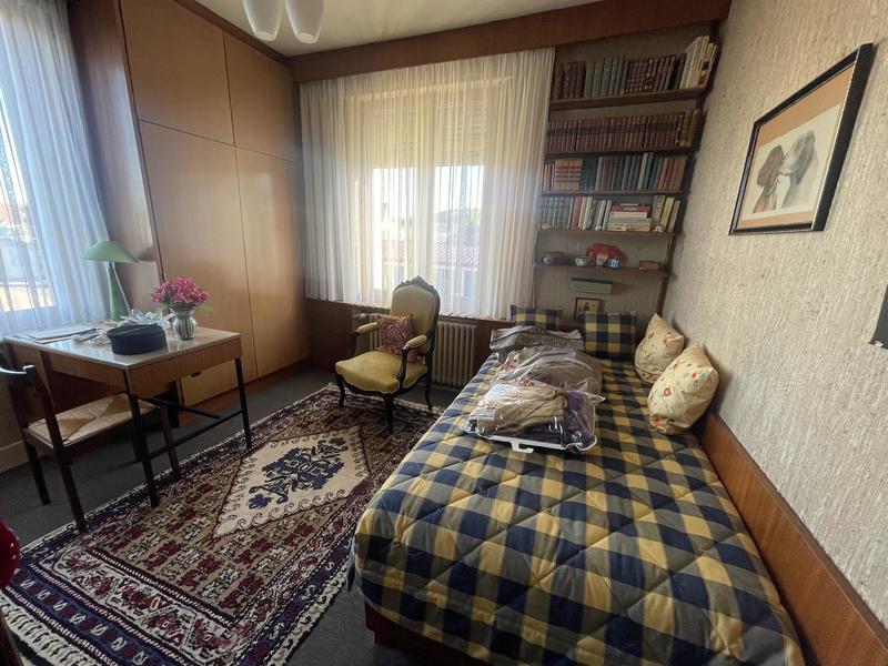 Maison - 200 m² - 9 pièces