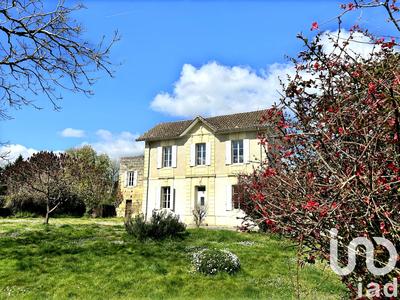 Maison - 179 m² - 5 pièces