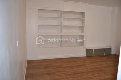 Studio - 49 m² - 1 pièce