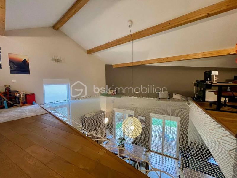 Maison - 163 m² - 6 pièces