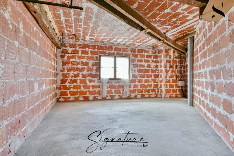 Maison - 163 m² - 8 pièces