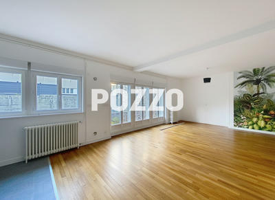 Appartement - 105 m² - 5 pièces