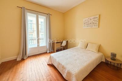 Appartement - 99 m² - 4 pièces
