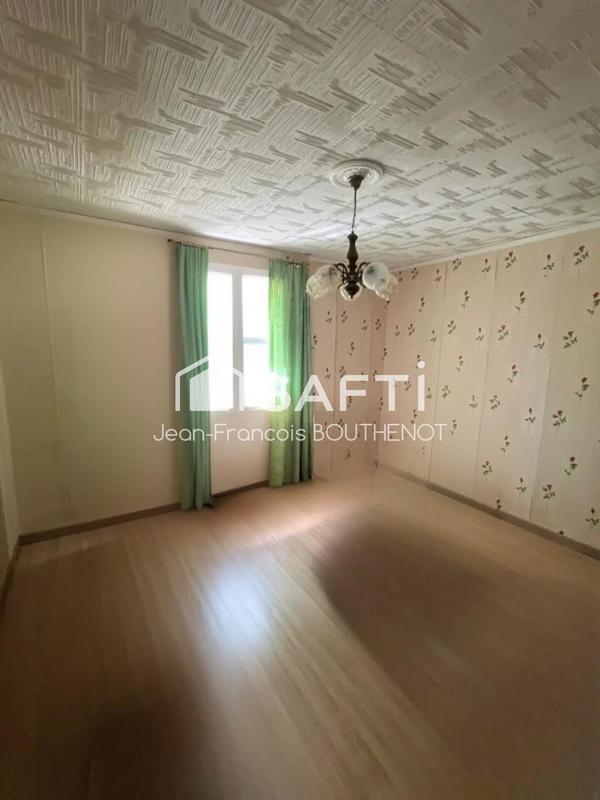 Maison - 168 m² - 7 pièces