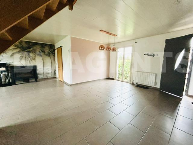 Maison - 106 m² - 4 pièces
