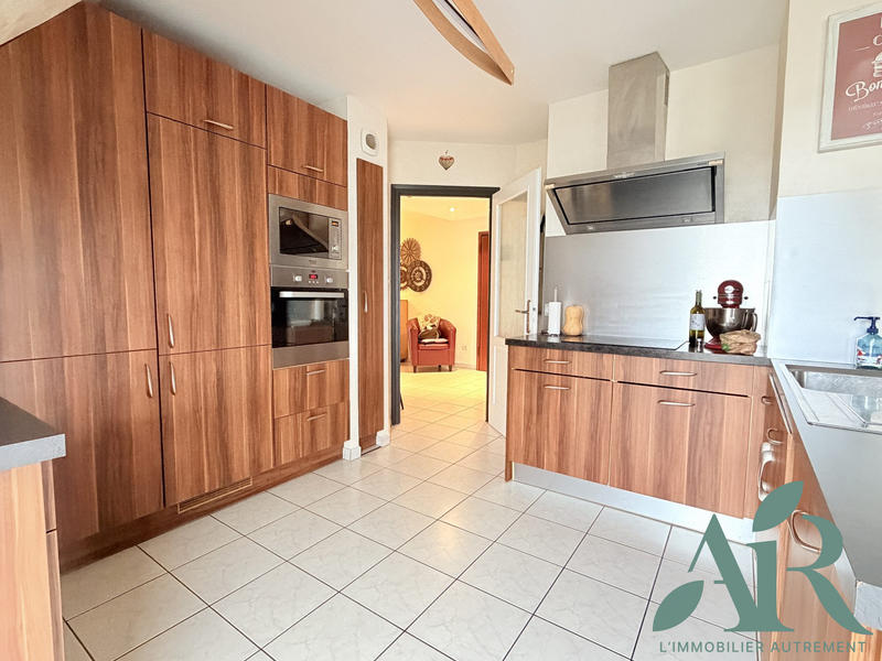 Appartement - 134 m² - 5 pièces