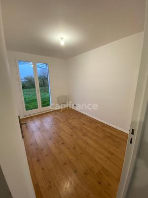 Maison - 74 m² - 5 pièces