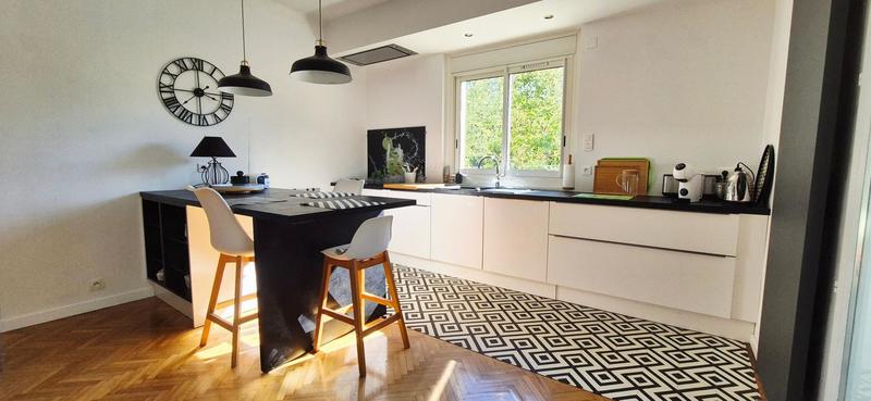 Maison - 175 m² - 5 pièces