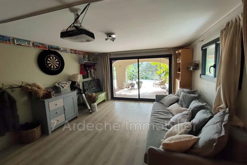 Maison - 175 m² - 5 pièces