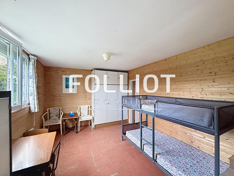 Maison - 90 m² - 5 pièces