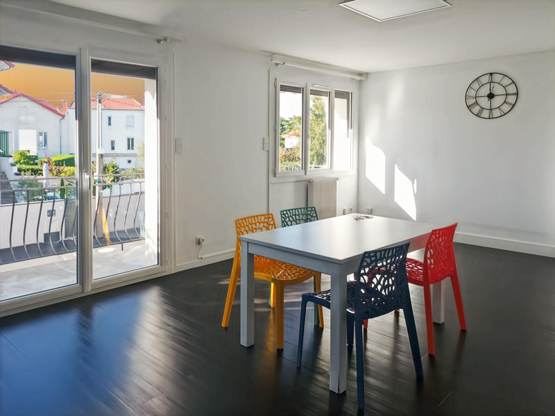 Appartement - 66 m² - 3 pièces