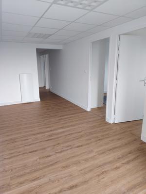 Bureau - 87 m² - 5 pièces