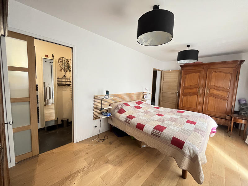 Maison - 198 m² - 7 pièces