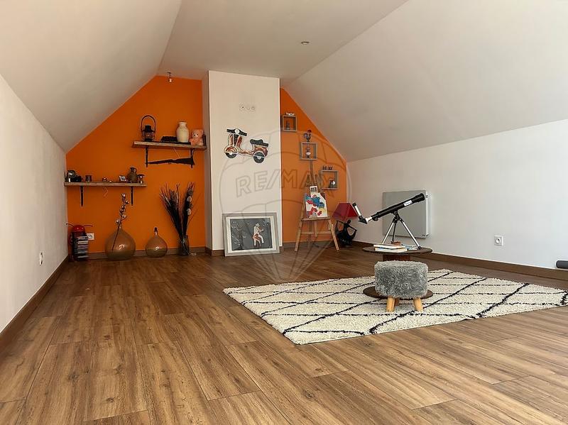 Maison - 193 m² - 6 pièces