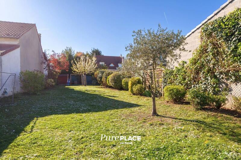 Maison - 220 m² - 7 pièces