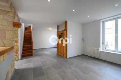 Maison - 90 m² - 3 pièces