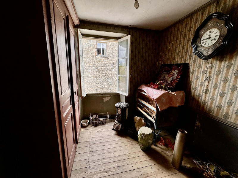 Maison - 137 m² - 8 pièces