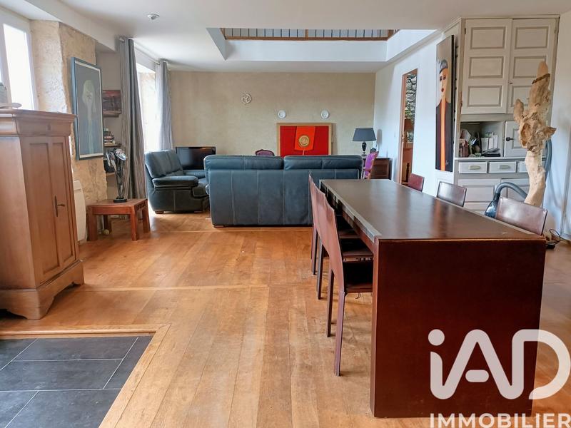Maison - 318 m² - 7 pièces