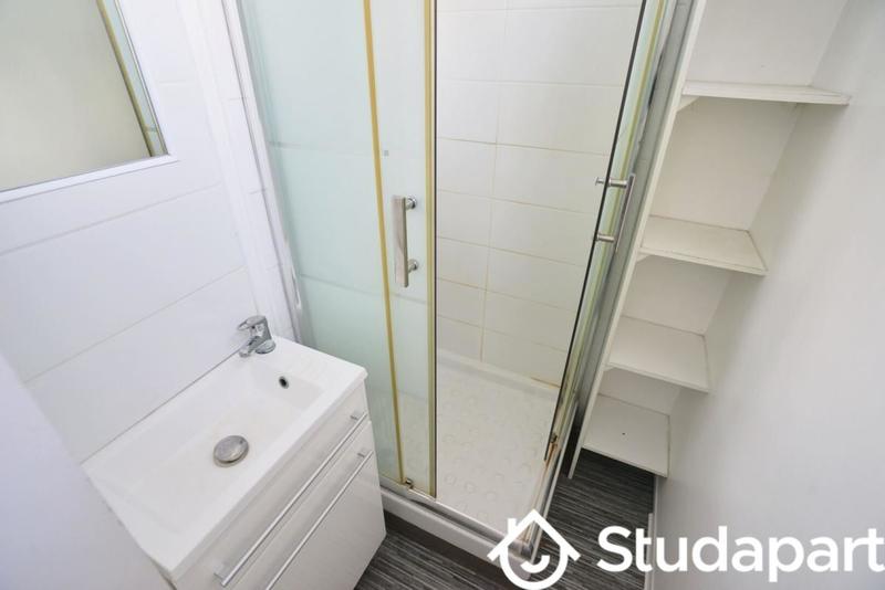 Chambre - 15 m² - 1 pièce