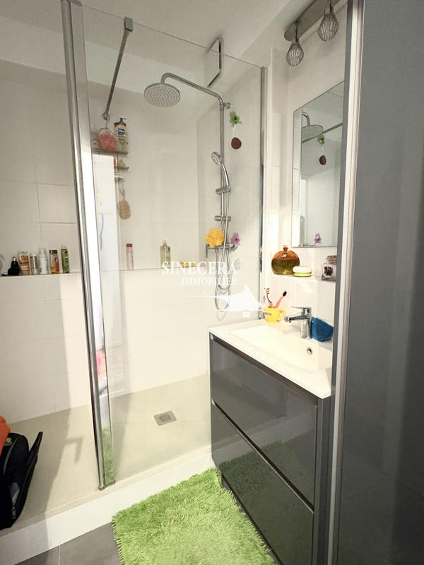 Appartement - 85 m² - 4 pièces