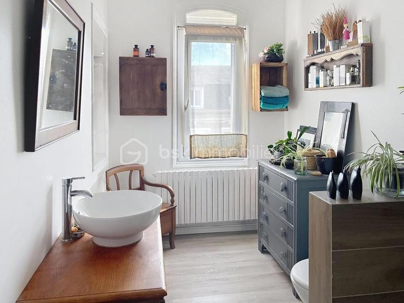 Maison de maîtres - 256 m² - 9 pièces