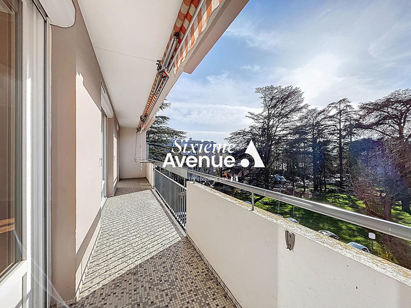 Appartement - 70 m² - 3 pièces