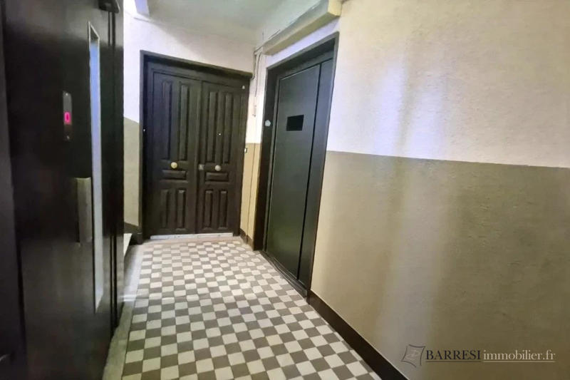 Appartement - 98 m² - 4 pièces