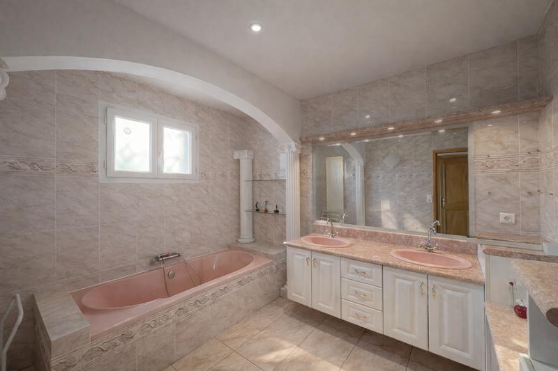 Maison - 119 m² - 5 pièces