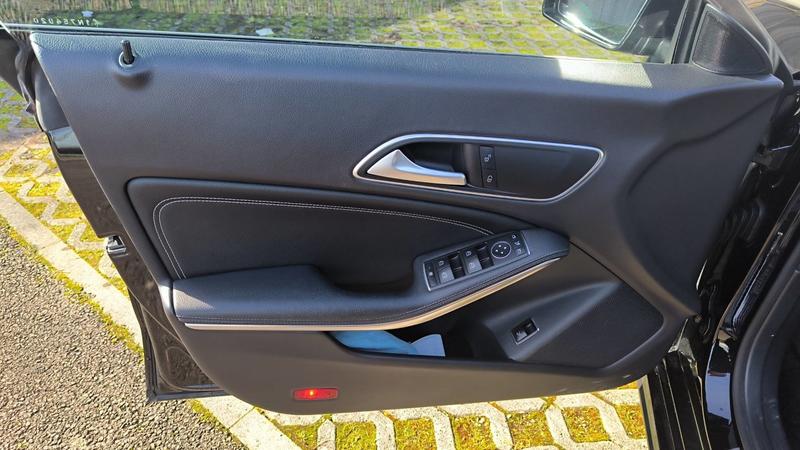Mercedes Classe Cla 200 CDi 136 7g-Dct Sensation - Automatique