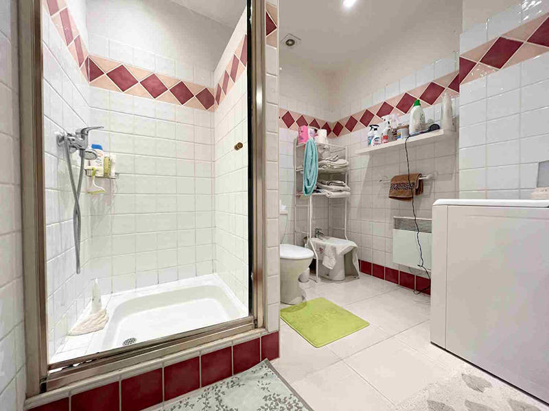 Immeuble - 260 m² - 9 pièces