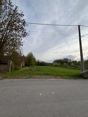 Terrain constructible - 1 824 m²