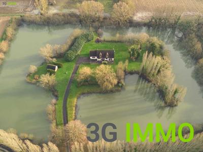 Maison traditionnelle - 147 m² - 6 pièces