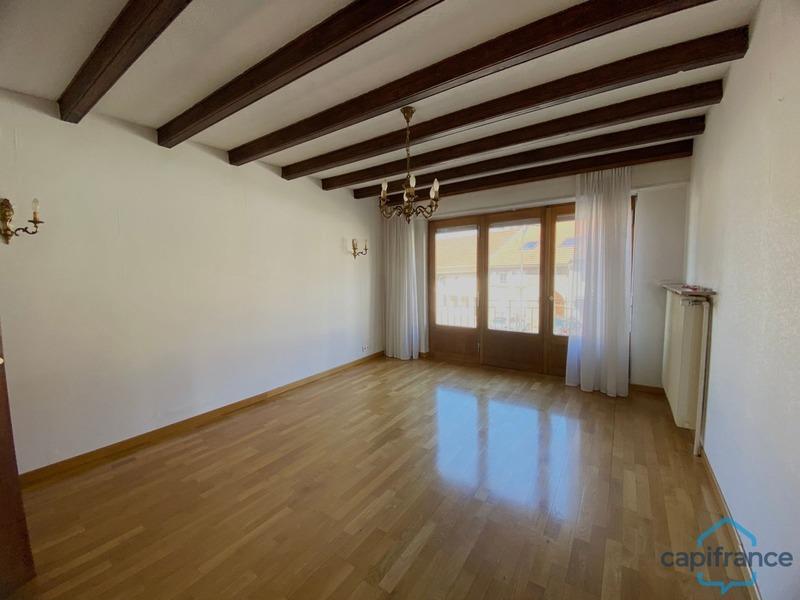 Maison de village - 240 m² - 8 pièces