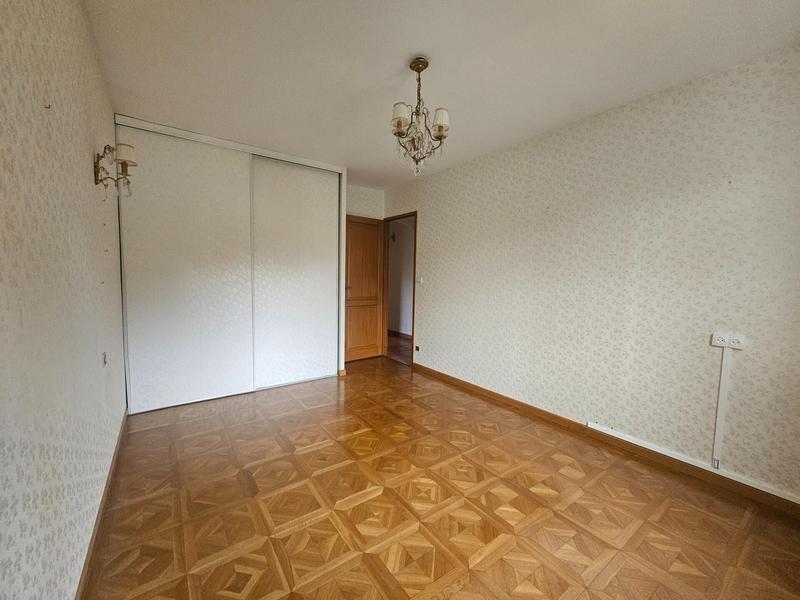 Maison - 157 m² - 7 pièces