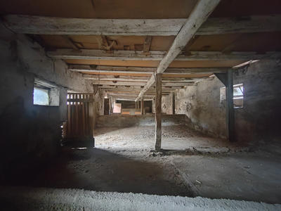 Propriété - 232 m² - 11 pièces