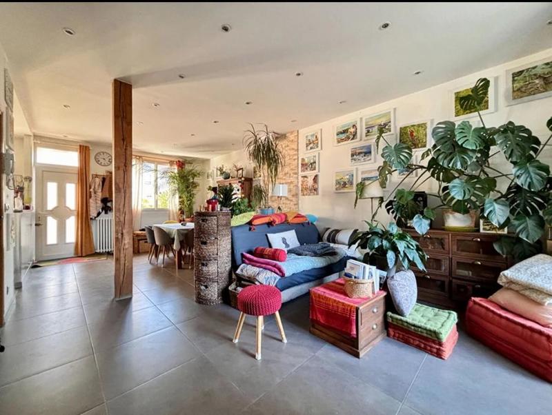 Maison - 106 m² - 6 pièces