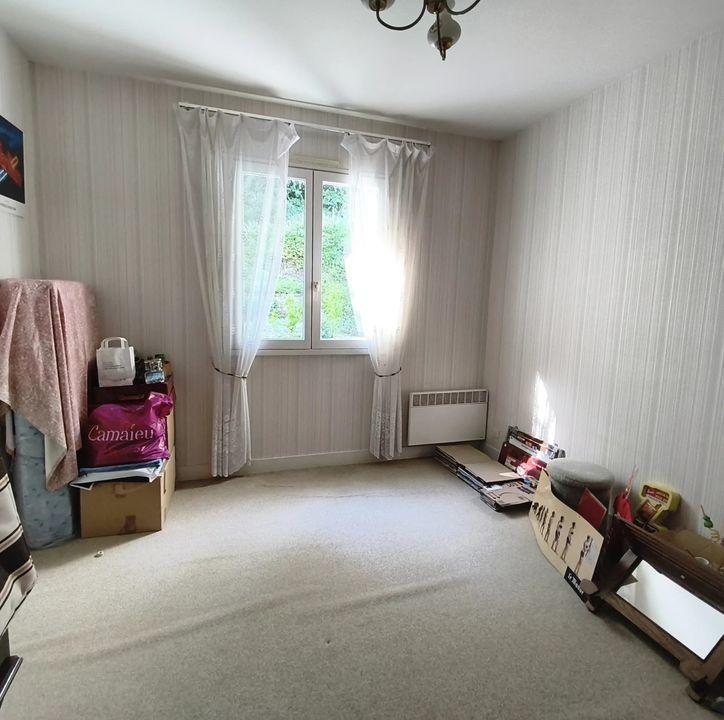 Maison - 163 m² - 7 pièces