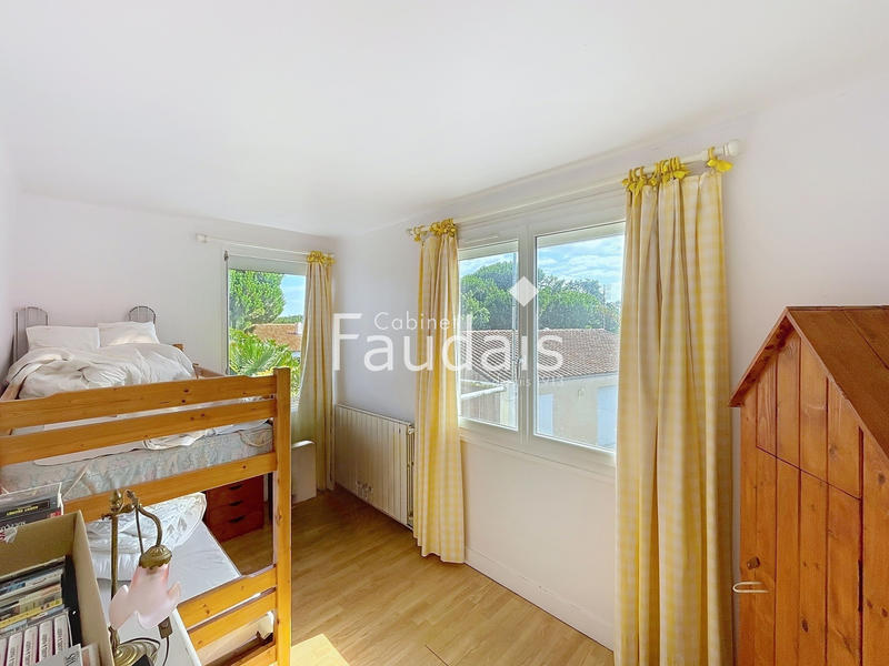 Maison - 117 m² - 7 pièces