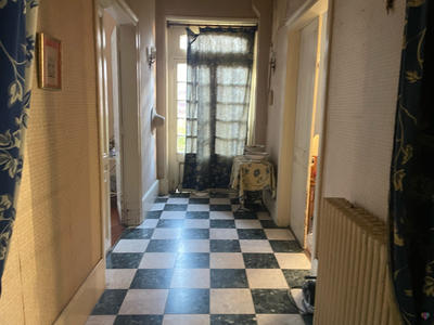 Maison - 215 m² - 10 pièces