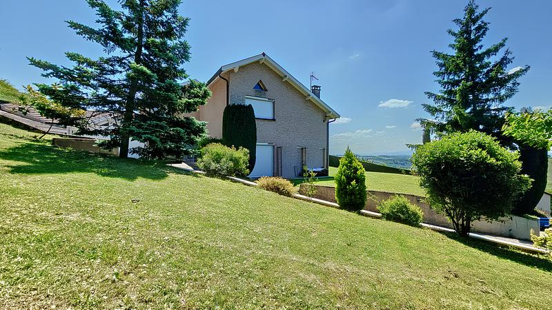 Maison - 178 m² - 5 pièces