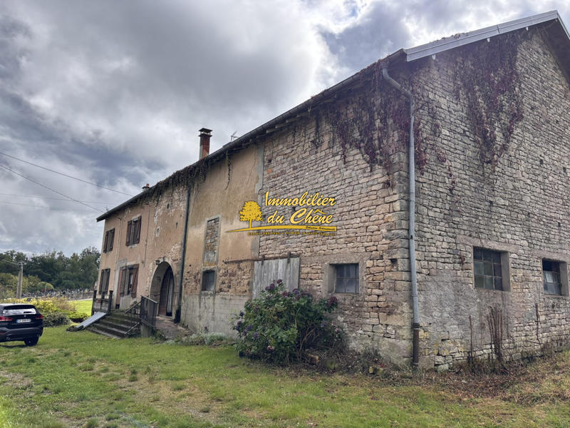 Maison - 219 m² - 8 pièces