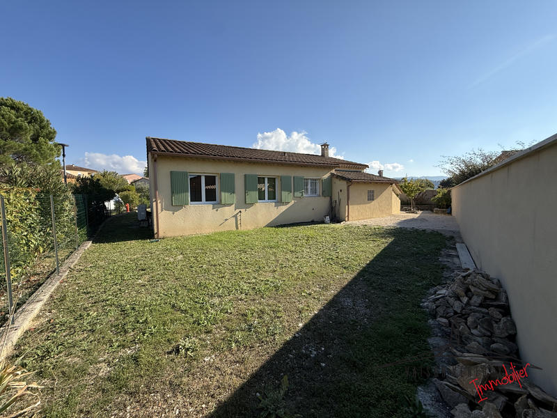 Villa - 90 m² - 5 pièces